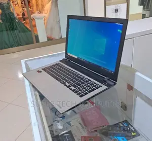 Photo - New Laptop Toshiba Satellite C850 4GB AMD A8 HDD 500GB