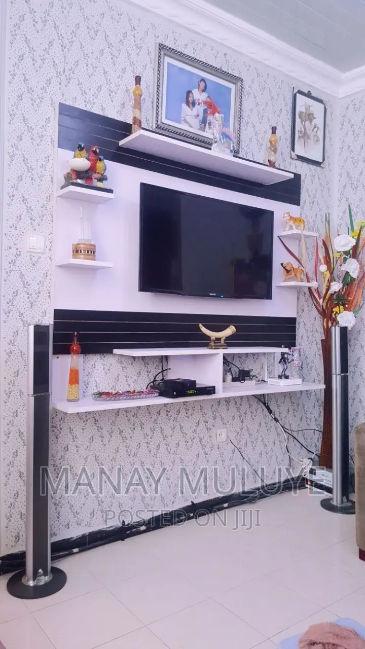 Webena Maraki Tv Stand