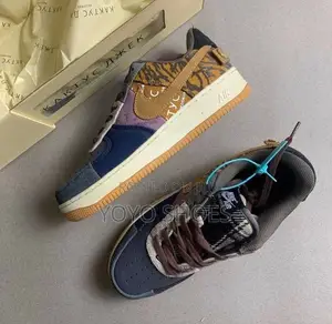 Travis Scot Air Force 1