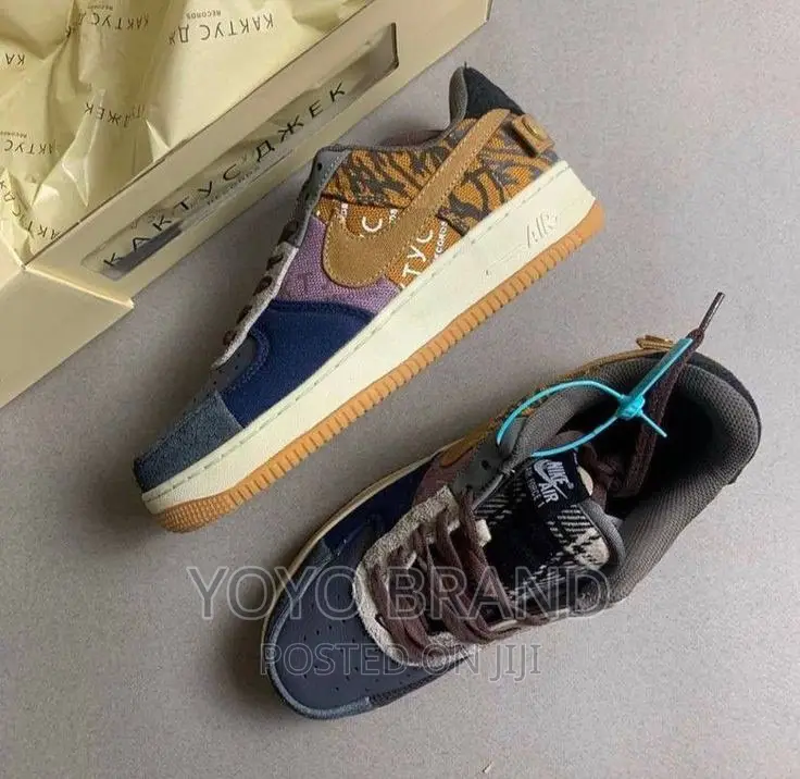 Travis Scot Air Force 1