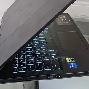 New Laptop MSI 8GB Intel Core I7 SSD 512GB