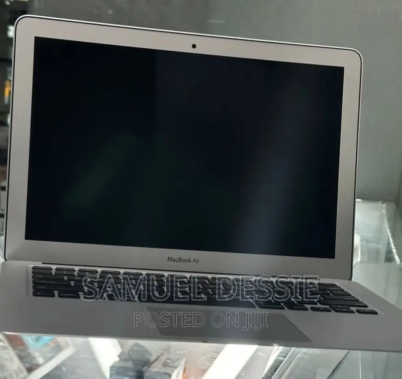 New Laptop Apple MacBook Air 2017 8GB Intel Core I5 SSD 128GB