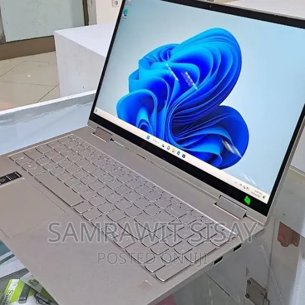 New Laptop Lenovo Yoga C740 12GB Intel Core I7 SSD 512GB