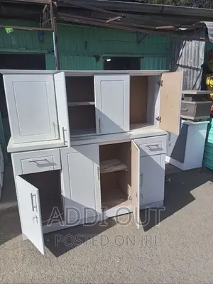 1.60 ኪችን ከነ ተሰቃዩ