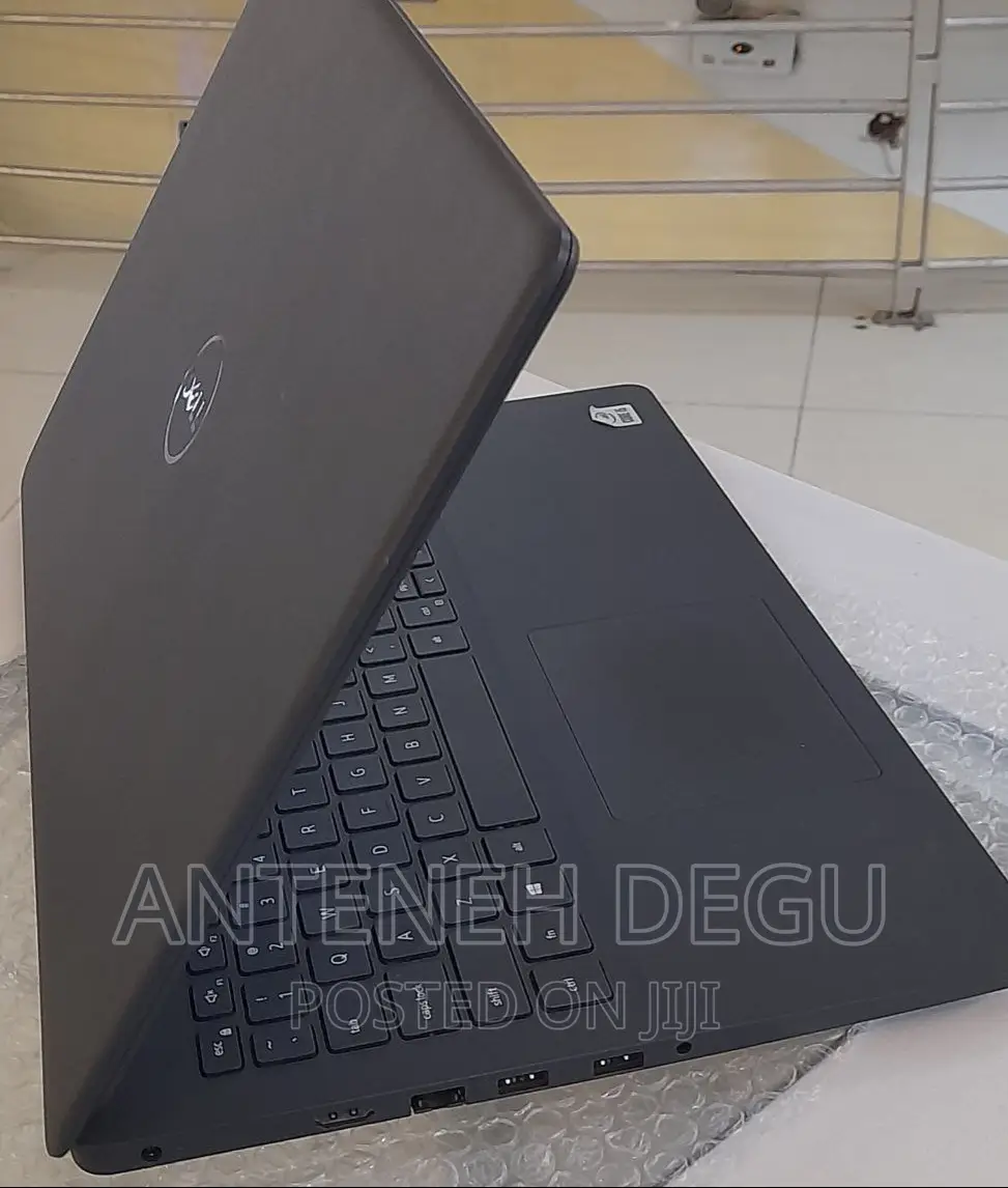 New Laptop Dell Inspiron 15 3541 8GB Intel Core I5 SSD 256GB