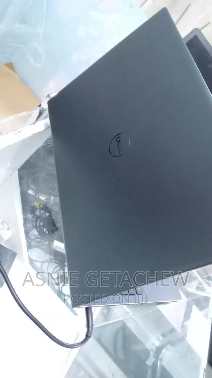 New Laptop Dell Inspiron 15 16GB Intel Core i7 SSD 1T