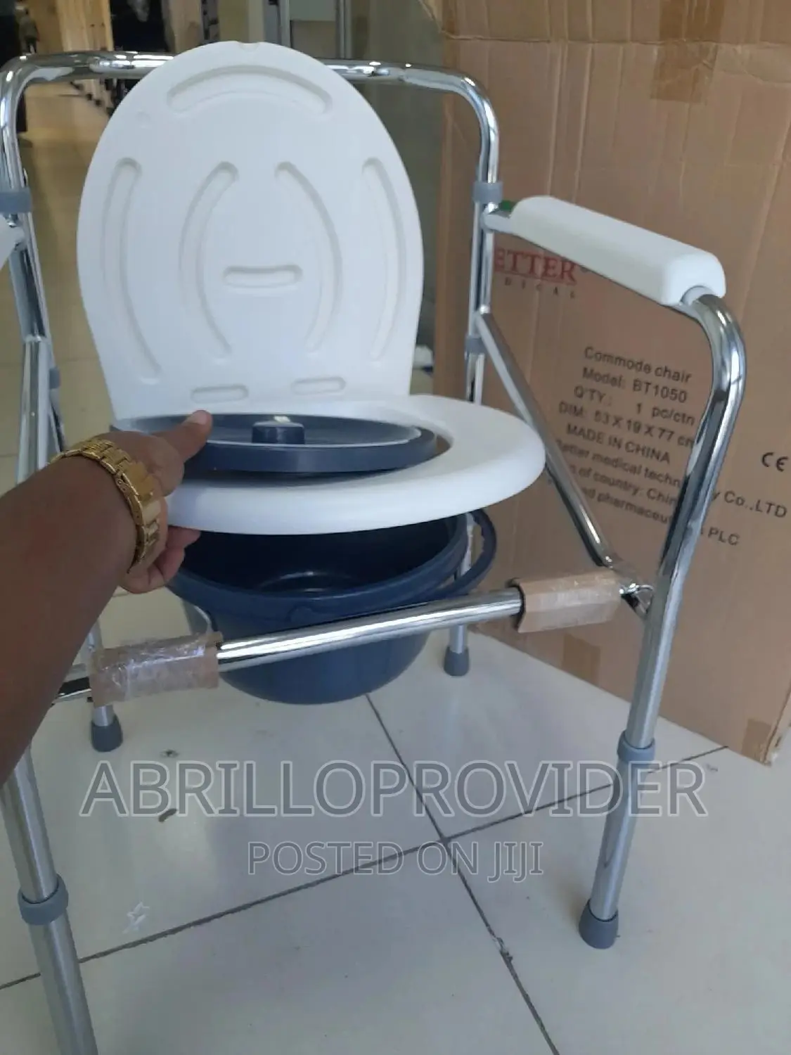 Shower Chair%Commode Chair~Folding Chair°Commode Chair