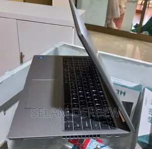 New Laptop Dell Latitude 5530 32GB Intel Core I7 SSD 512GB