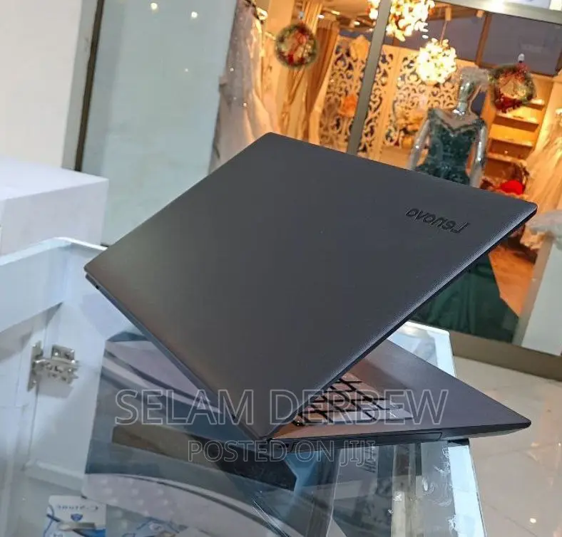 New Laptop Lenovo Ideapad 3 8GB Intel Core I5 HDD 1T