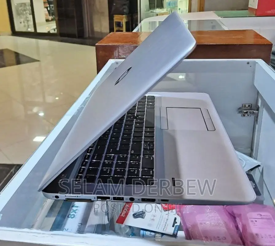 New Laptop HP EliteBook 850 G4 8GB Intel Core I7 SSD 512GB