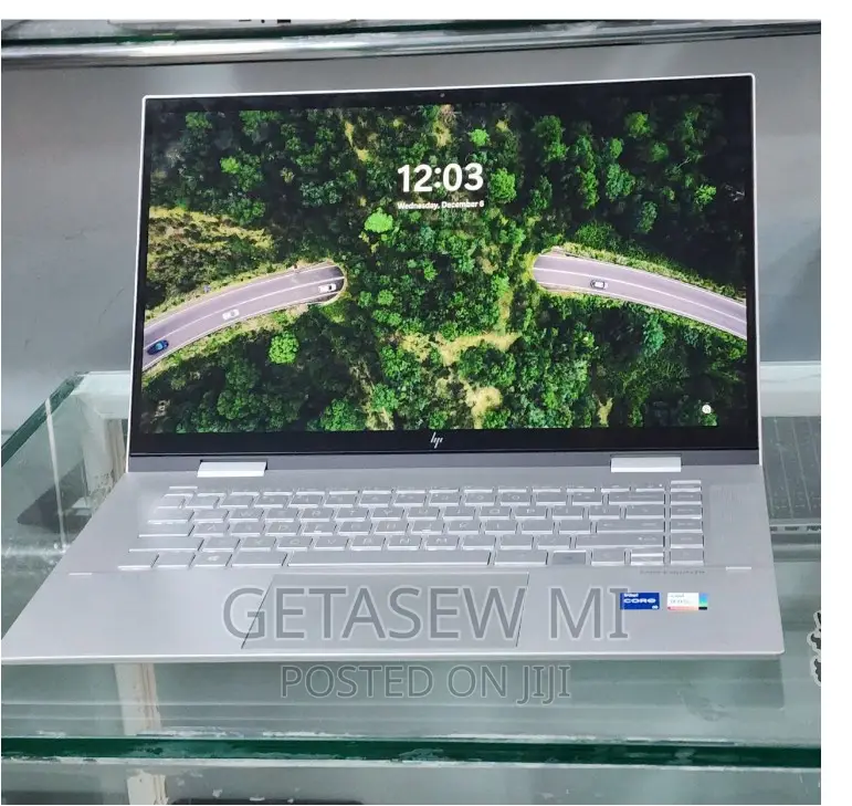 New Laptop HP Envy X360 8GB Intel Core I5 SSD 512GB
