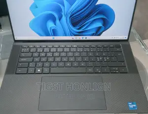 New Laptop Dell Precision 15 3520 32GB Intel Core I7 SSD 512GB