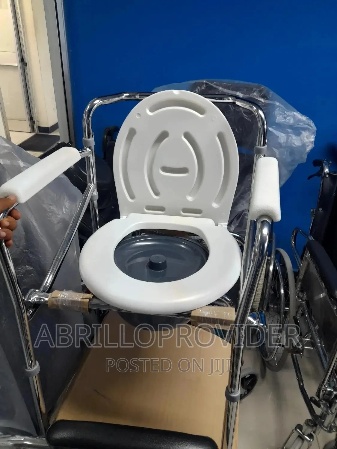 አዲስ Commode Chair=Toilet Chair=ፎልዲንግ Chair=Commode Chair__