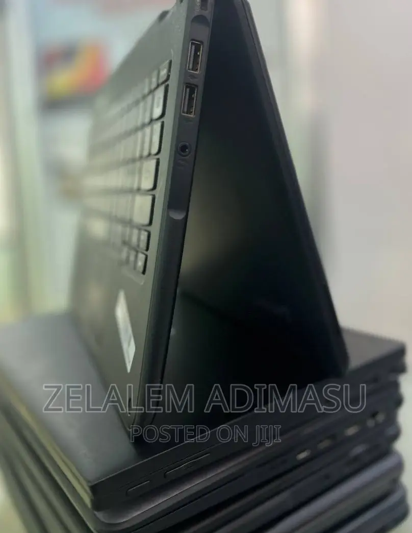 New Laptop Lenovo ThinkPad Yoga 4GB Intel Core i3 SSD 128GB