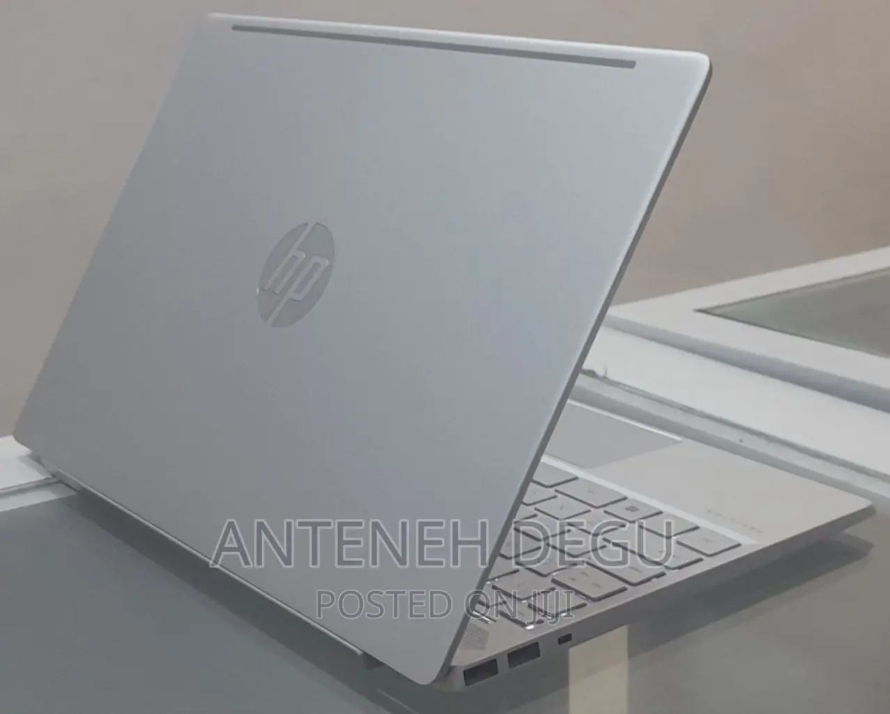 New Laptop HP Pavilion 13 8GB Intel Core I7 SSD 512GB