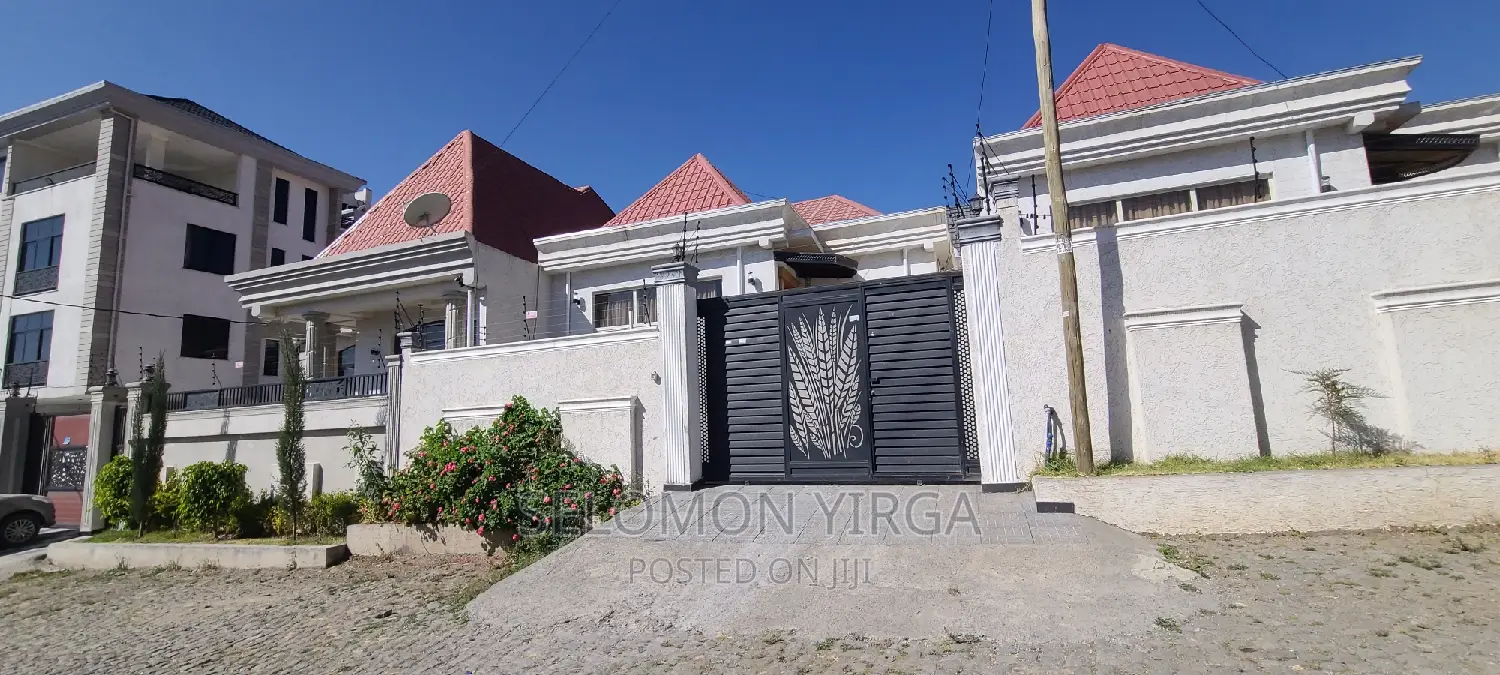 3bdrm Villa in Addis Abeba, Bole for sale