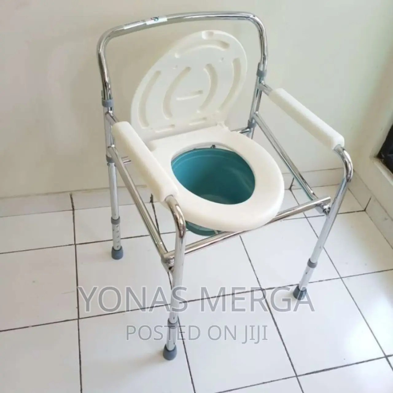 Healthcare Foldable Commode Chair WH13–Versatile Convenient