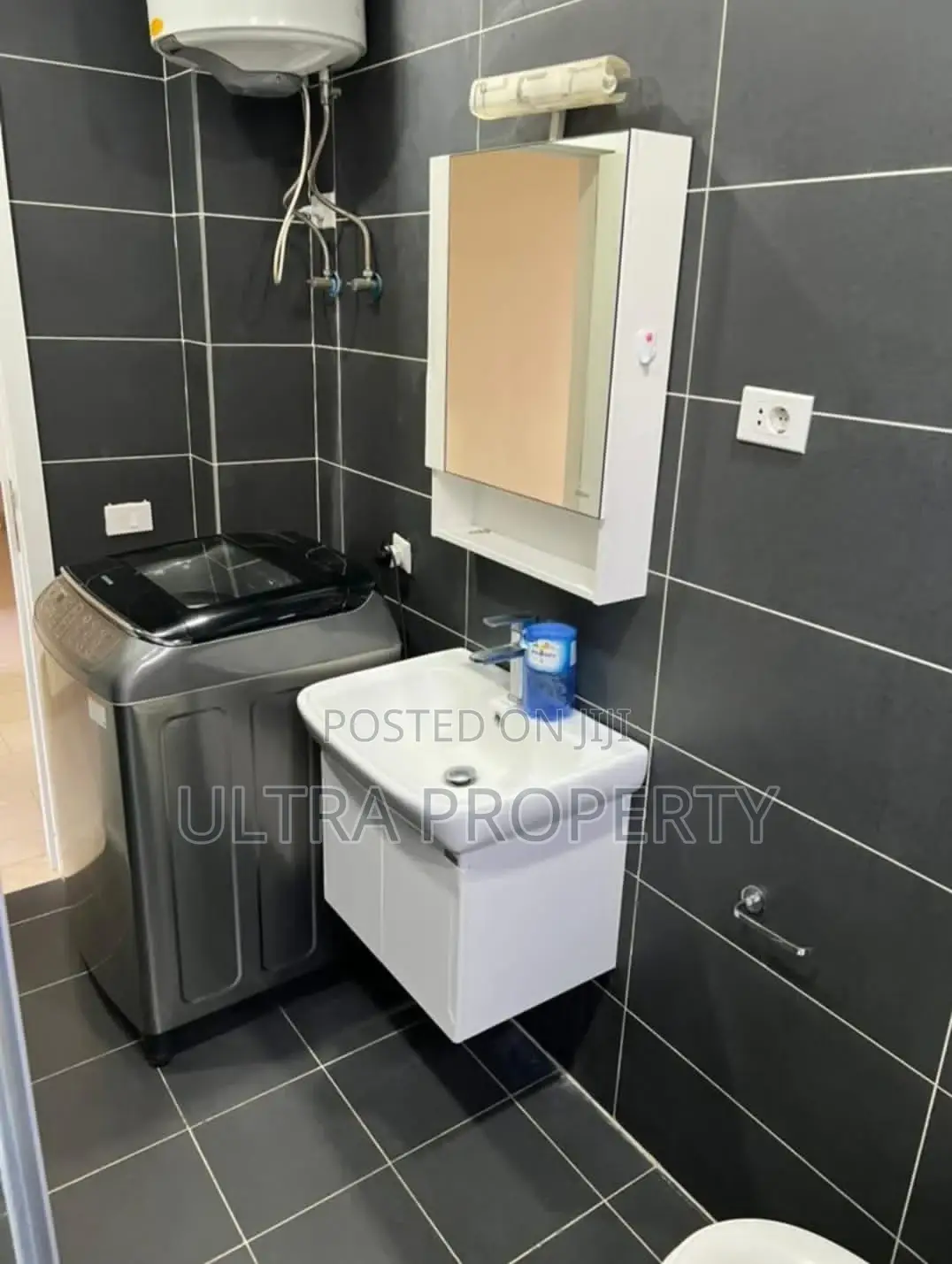 Furnished 3bdrm Apartment in Bole for rent