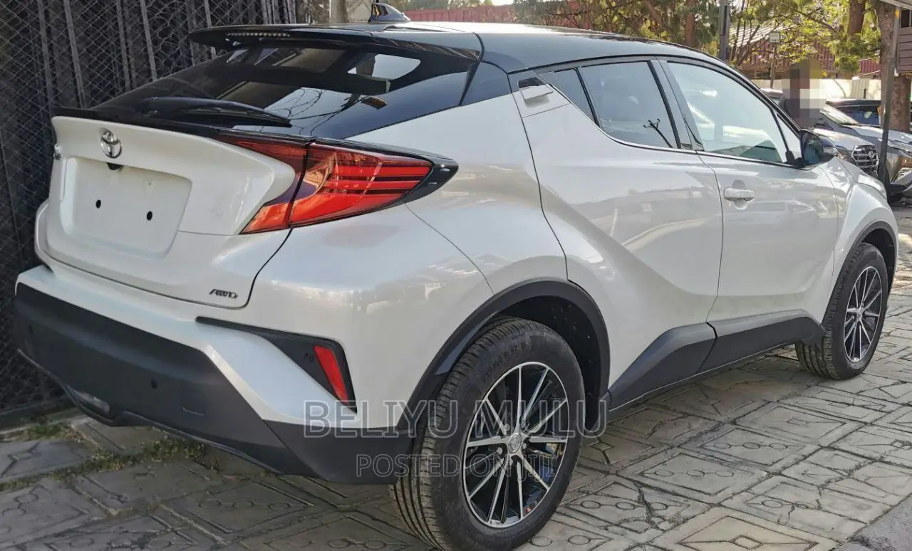 New Toyota C-HR 2022 White