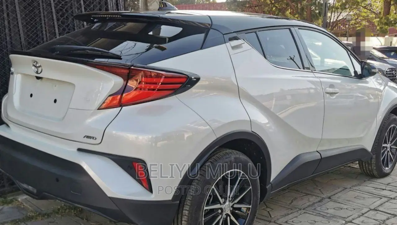 New Toyota C-HR 2022 White