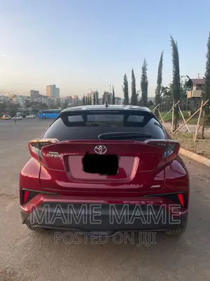 Toyota C-HR 2019 Red
