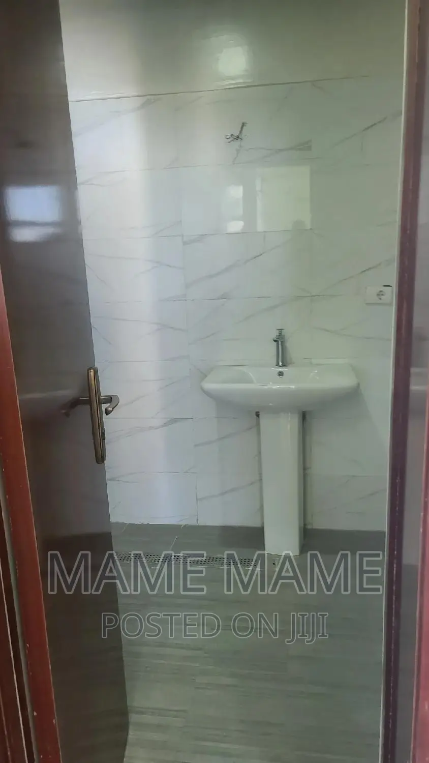 3bdrm Apartment in Addis Abeba, Bole for rent