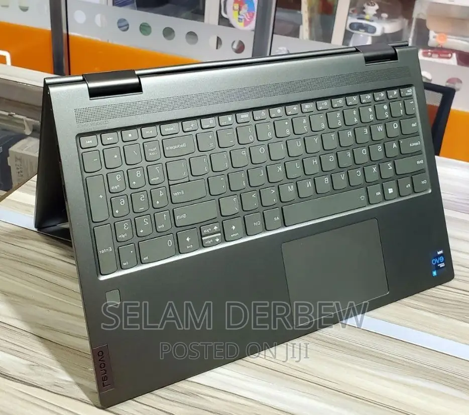 New Laptop Lenovo Yoga C740 12GB Intel Core I7 SSD 512GB