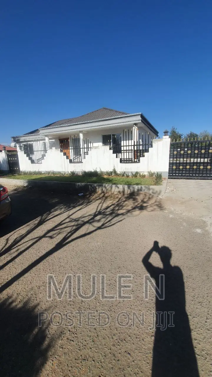 Furnished 7bdrm Villa in Ccd Tafo, Yeka for sale