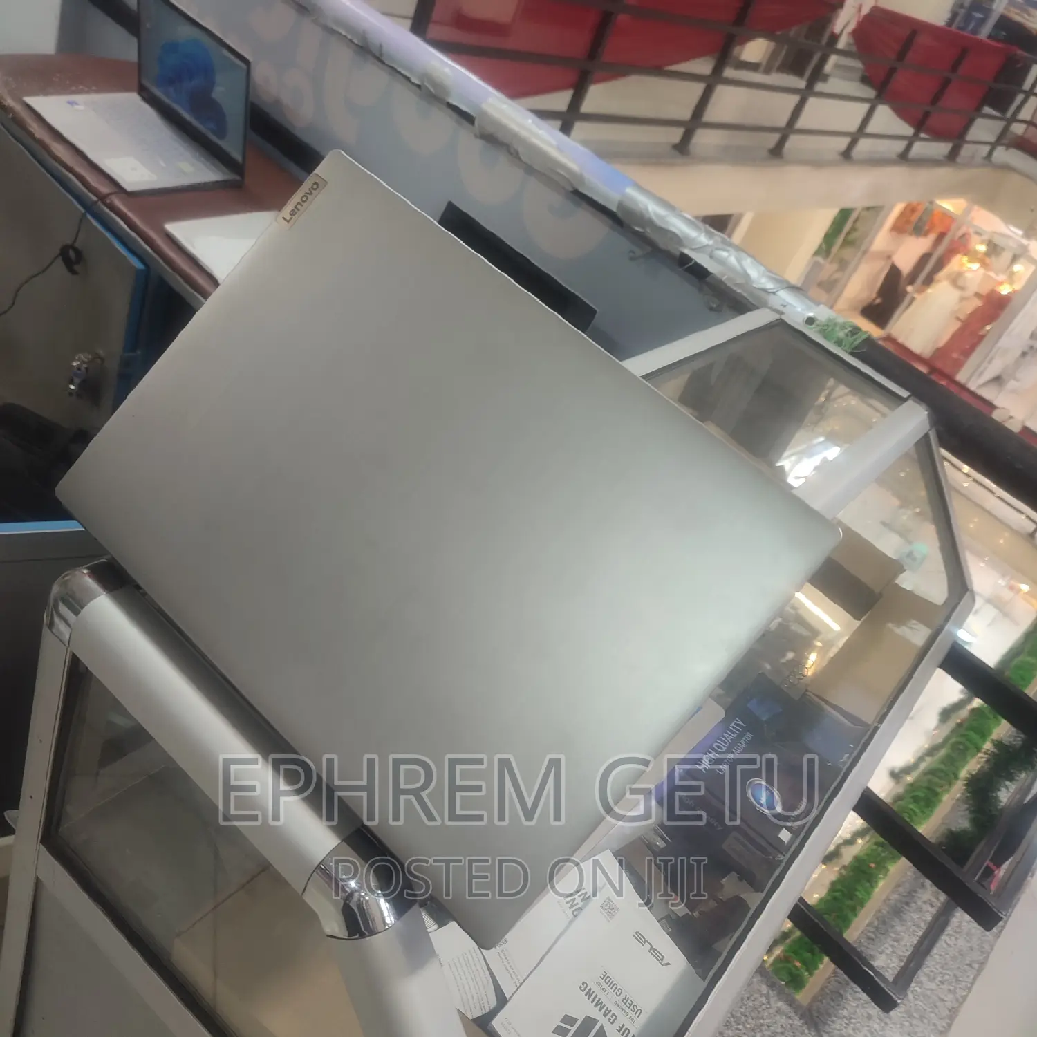 New Laptop Lenovo Ideapad 3 8GB Intel Core I3 SSD 256GB