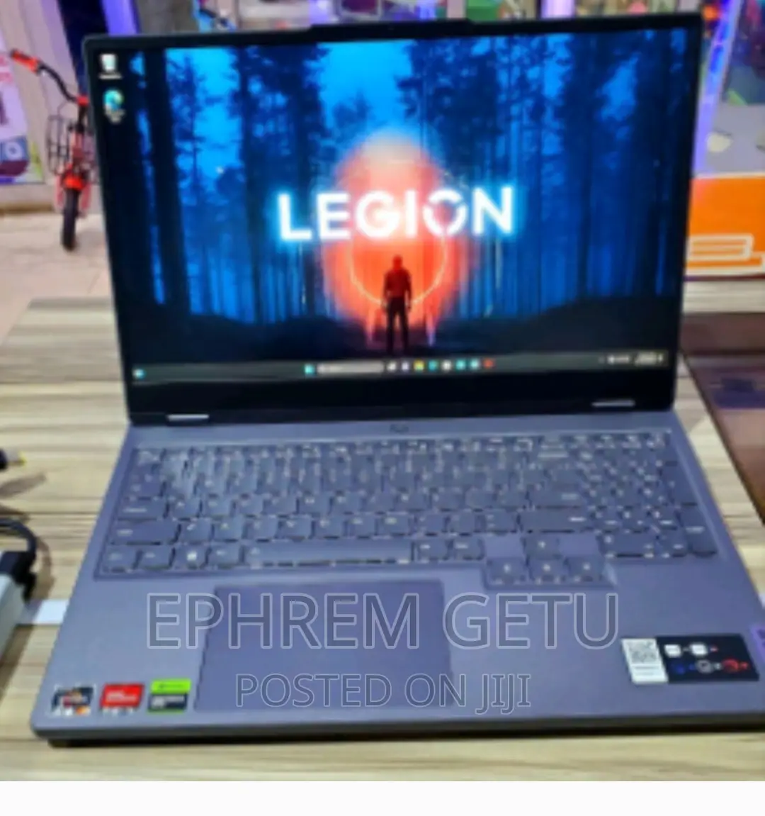 New Laptop Lenovo Legion 7 16GB AMD Ryzen 7 SSD 512GB
