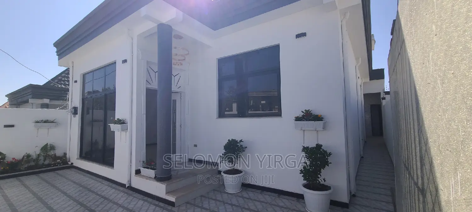 3bdrm Villa in Adis Abba, Bole for sale