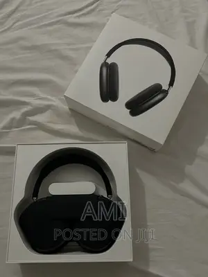 Photo - Apple Airpods