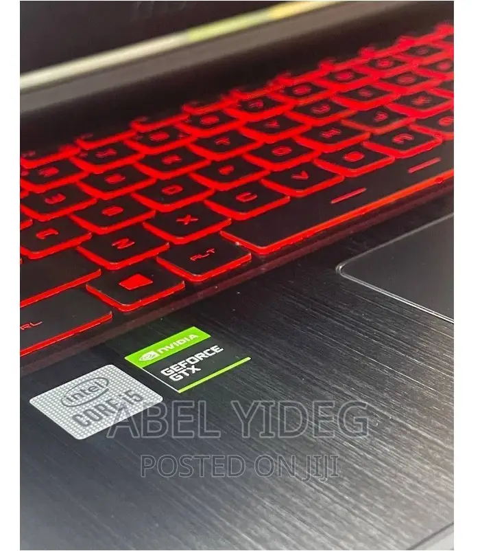 New Laptop MSI GF63 8GB Intel Core I5 SSD 512GB