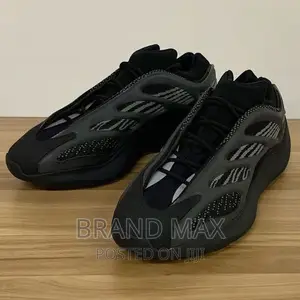 Yeezy Adidas 700v3 Master Quality