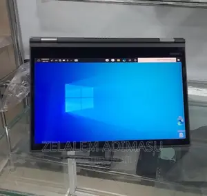 Photo - New Laptop Lenovo ThinkPad Yoga 370 8GB Intel Core I5 SSD 512GB