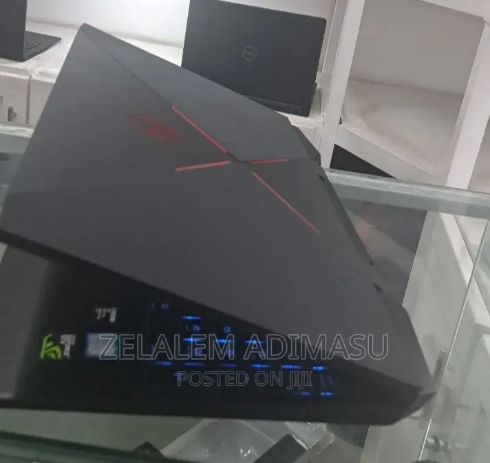New Laptop HP Omen 15 16GB Intel Core I7 HDD 512GB