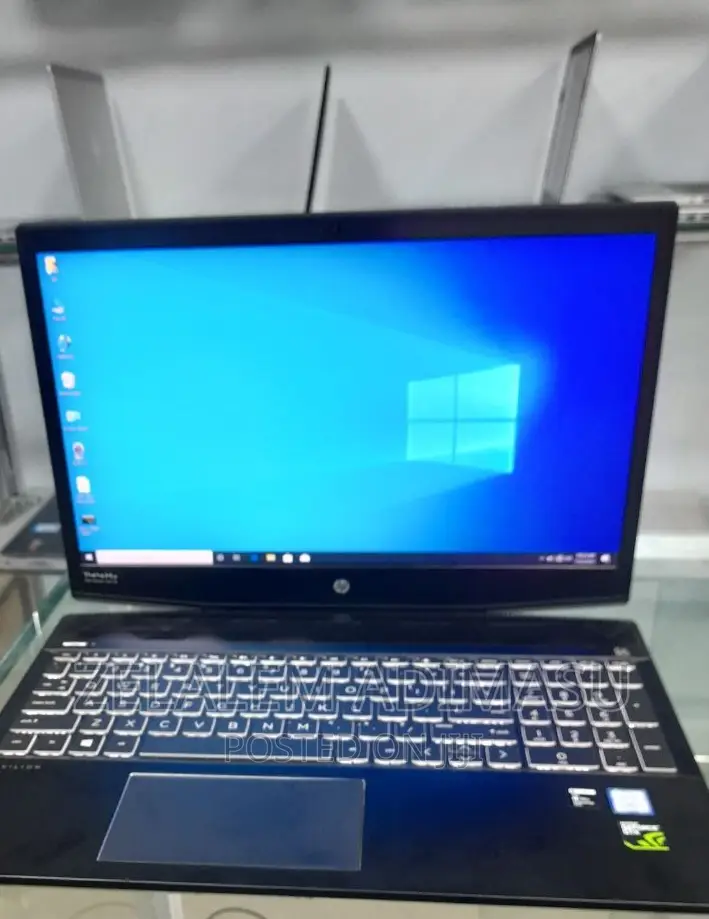 New Laptop HP Pavilion 15 8GB Intel Core I7 SSD 128GB