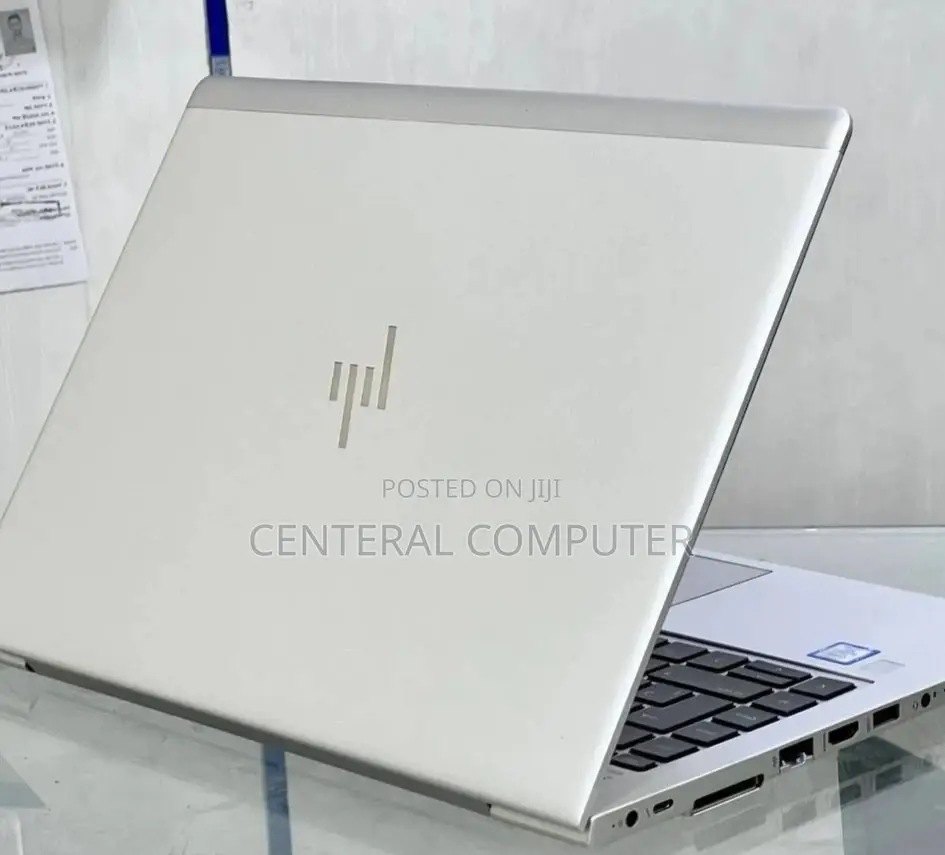 New Laptop HP 15-Dw1197nia 16GB Intel Core I5 SSD 512GB