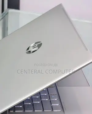 New Laptop HP Pavilion 15-Eh0050wm 8GB AMD Ryzen 5 SSD 512GB