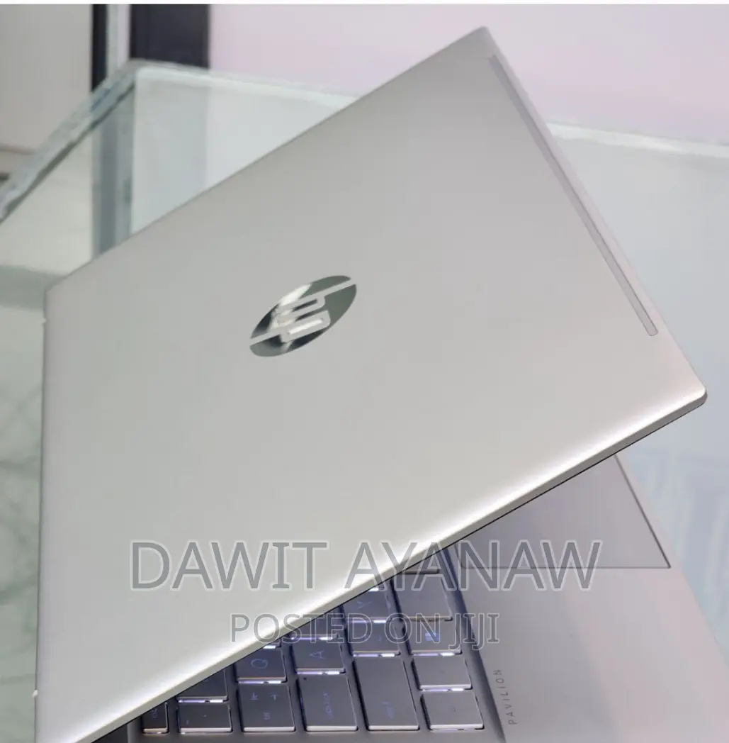 New Laptop HP Pavilion 15 8GB AMD Ryzen 5 SSD 512GB