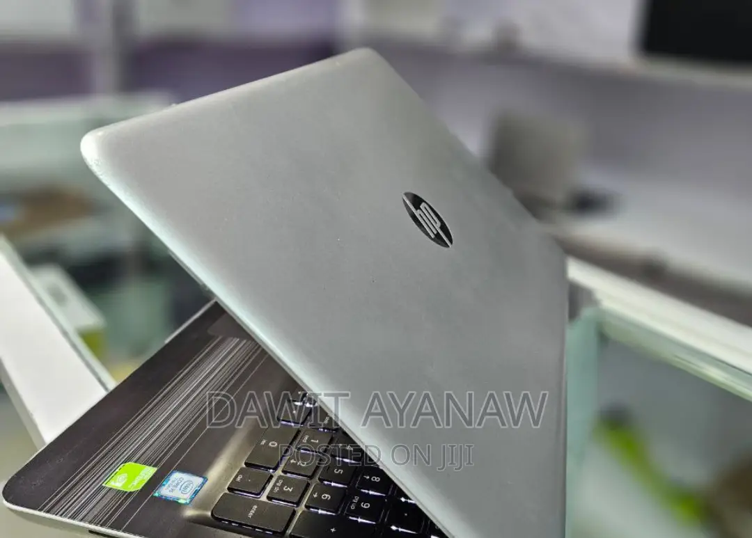 New Laptop HP 8GB Intel Core I5 HDD 1T