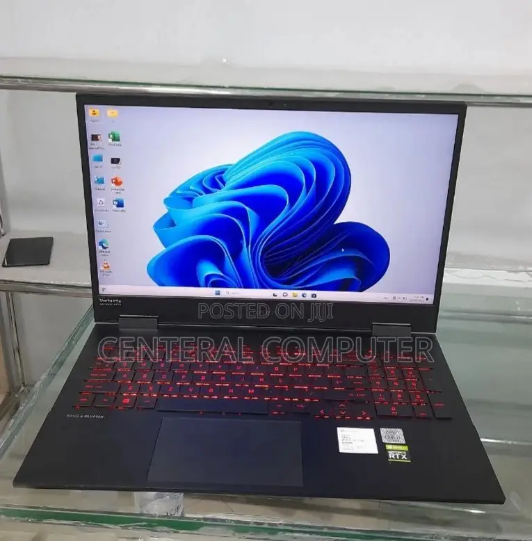 New Laptop HP Omen 15-Ce0xx 16GB Intel Core I7 SSD 512GB