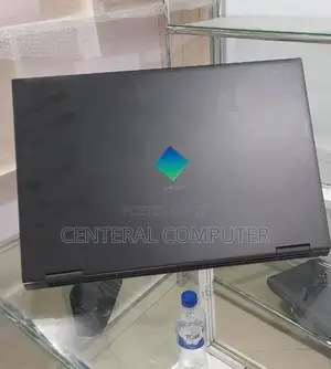 New Laptop HP Omen 15-Ce0xx 16GB Intel Core I7 SSD 512GB