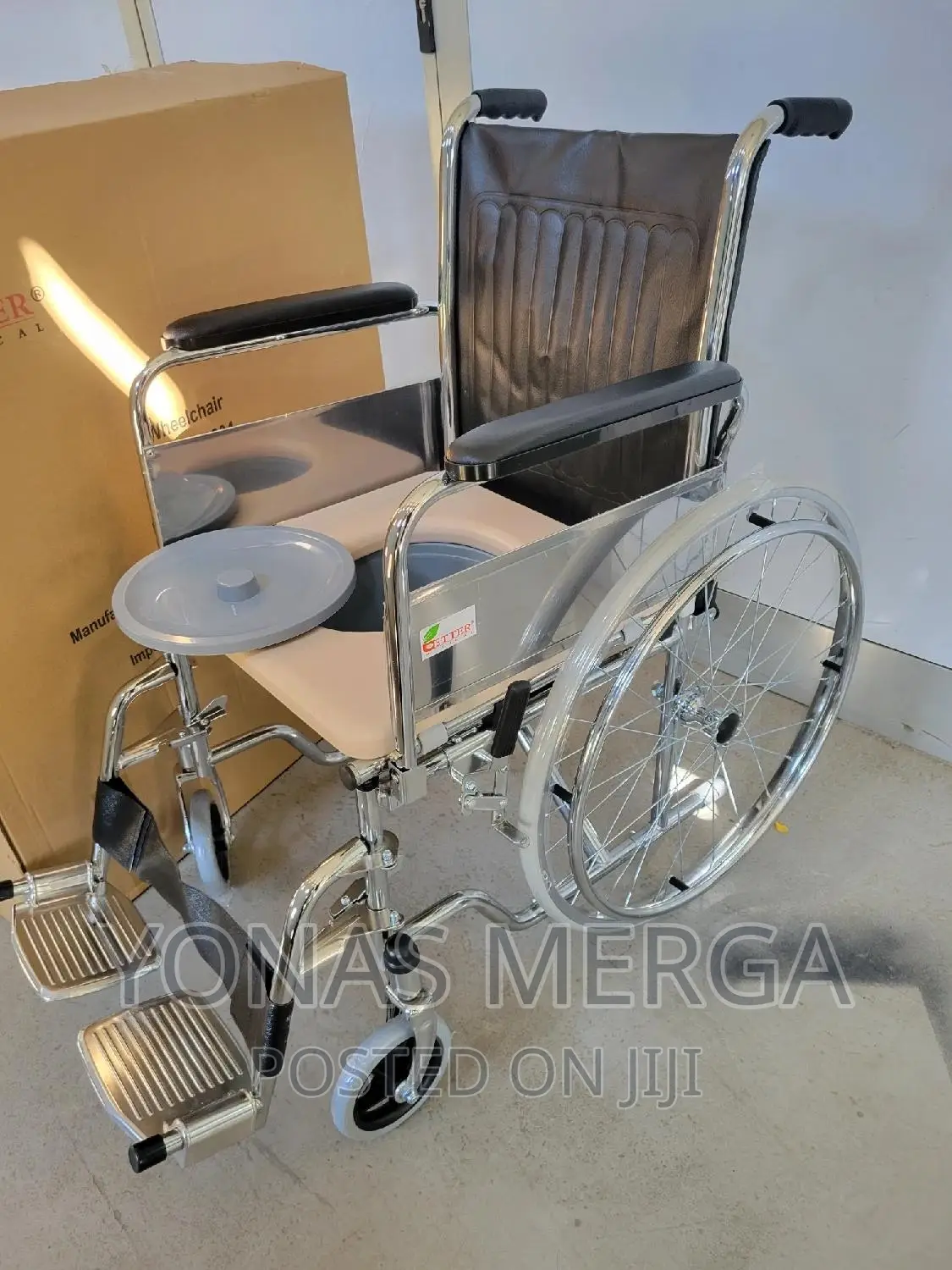 ከመፀዳጃ ቤት ጋር ፊት የሚያረግ ከፈለጉ ባሉበት ሚፀዳዱበት Wheelchair[Wheelchair]