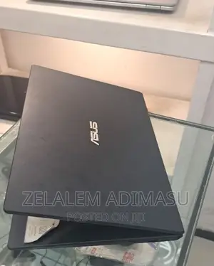 New Laptop Lenovo Legion 5 8GB AMD Ryzen 7 SSD 60GB