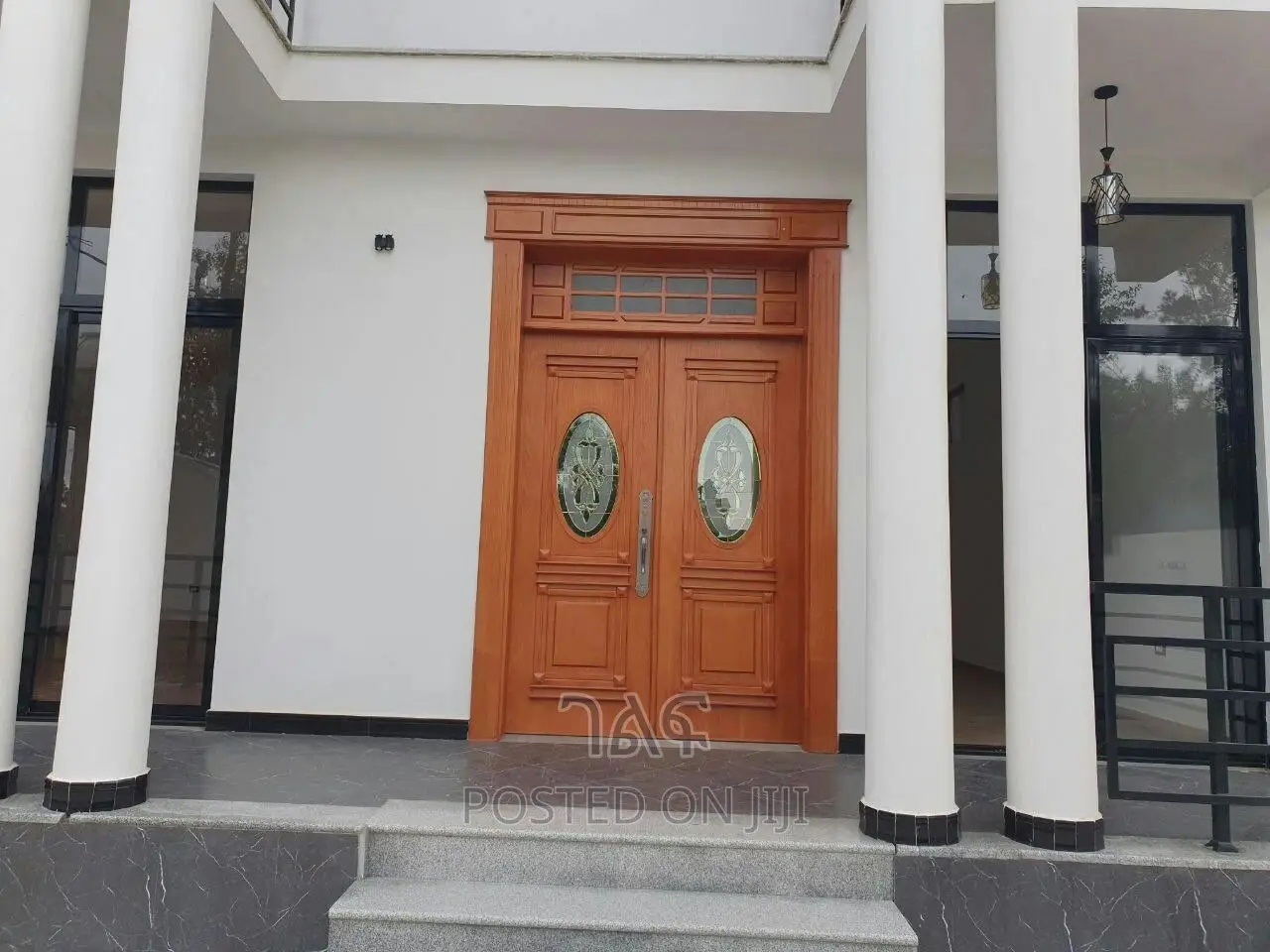 7bdrm House in የግል, Bole for sale