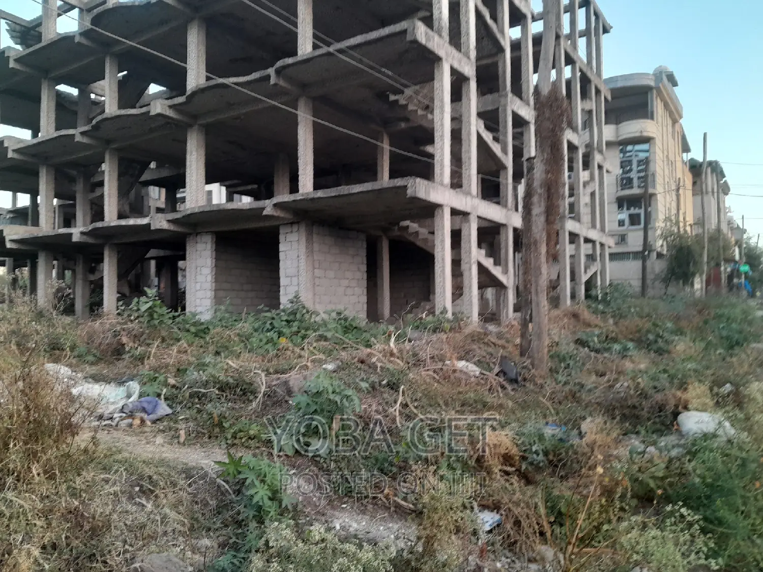 5bdrm House in አስቸካይ የሚሸጥ እስኬለተን, Akaky Kaliti for sale