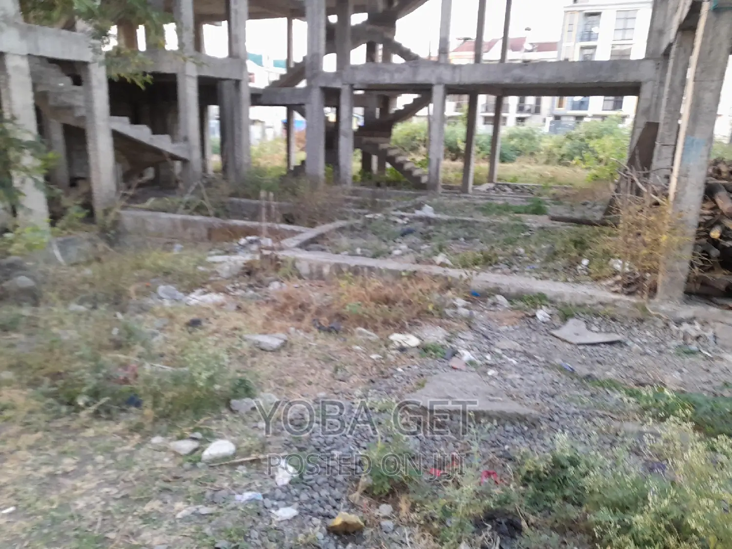 1bdrm House in የሚሸጥ መሰረት, Akaky Kaliti for sale