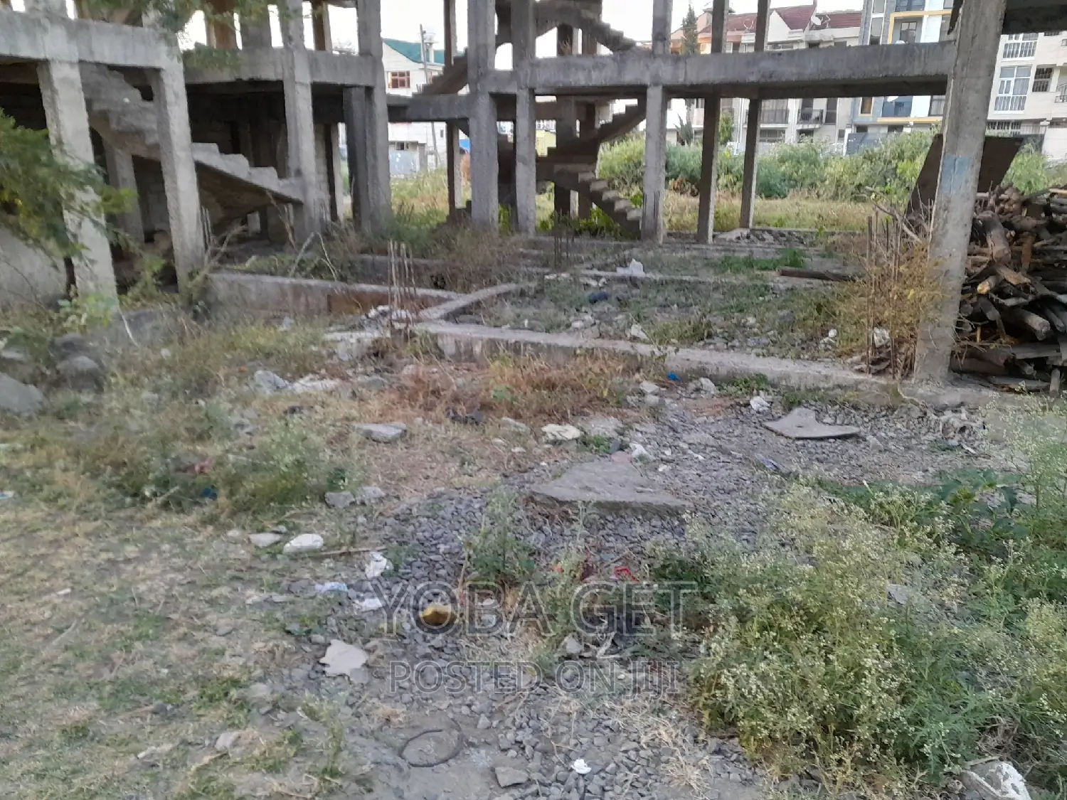 1bdrm House in የሚሸጥ መሰረት, Akaky Kaliti for sale