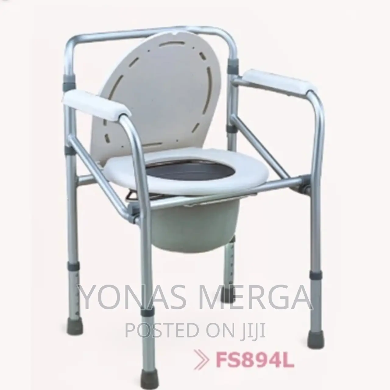 Commode Bucket Cover Is Rust-Resistant Easily Opens Folds